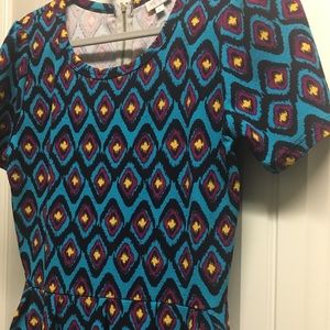 LuLaRoe Amelia